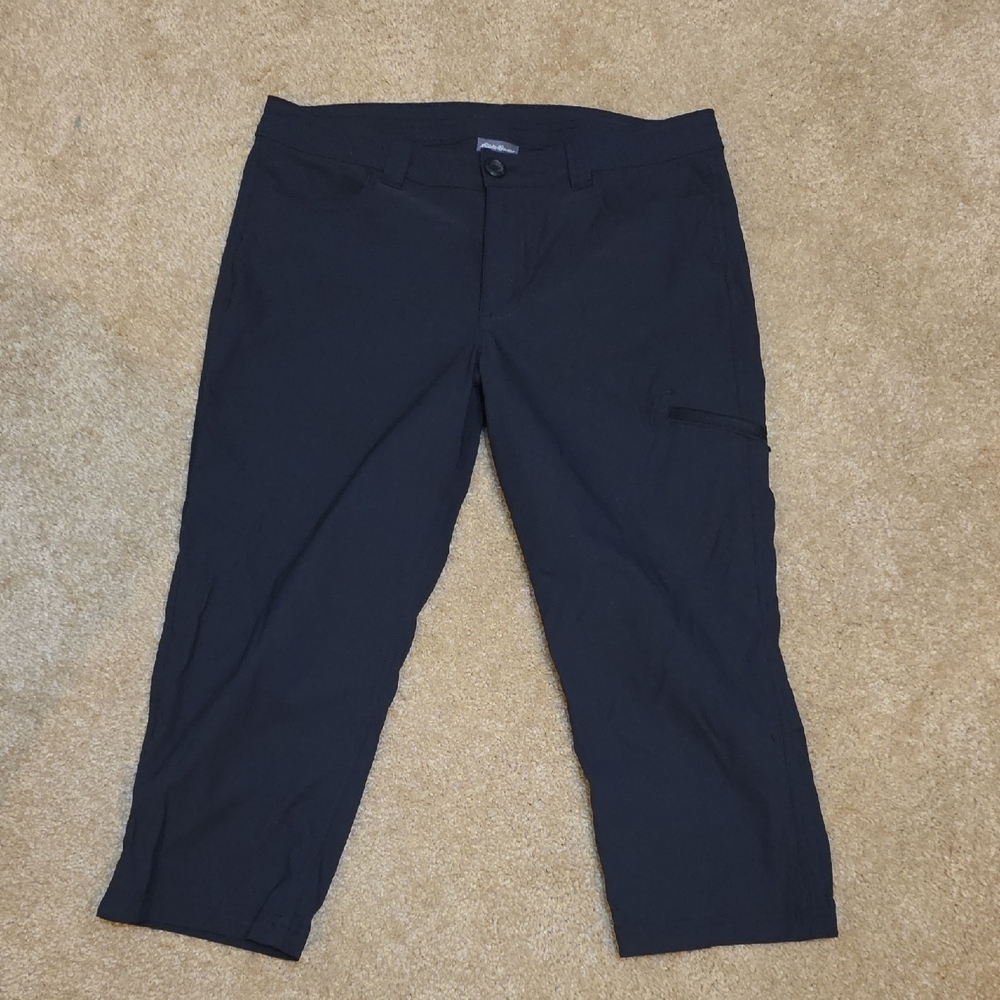 Eddie Bauer Women's Black Utility Capri Pants Sz 10